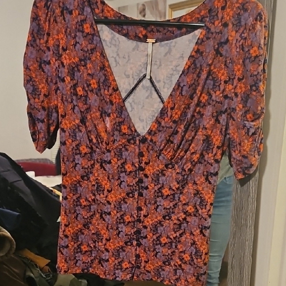 Floral V-Neck Blouse
